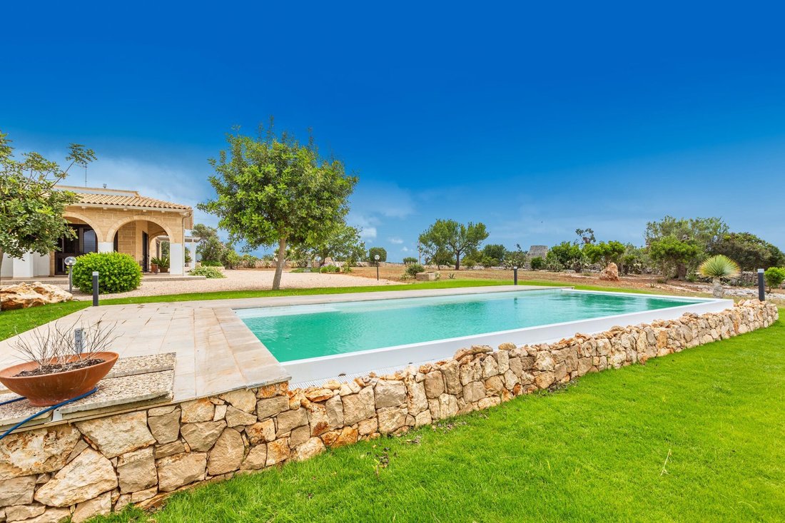 Villa in Salve, Apulia, Italy 1 - 18014502