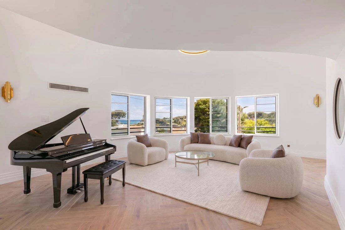House in Lagare, Antibes, France 4 - 18014761