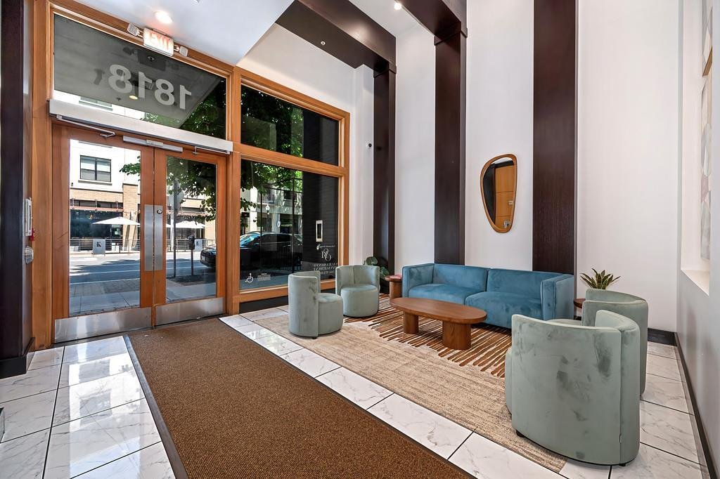 Condo in Sacramento, California, United States 4 - 18014447