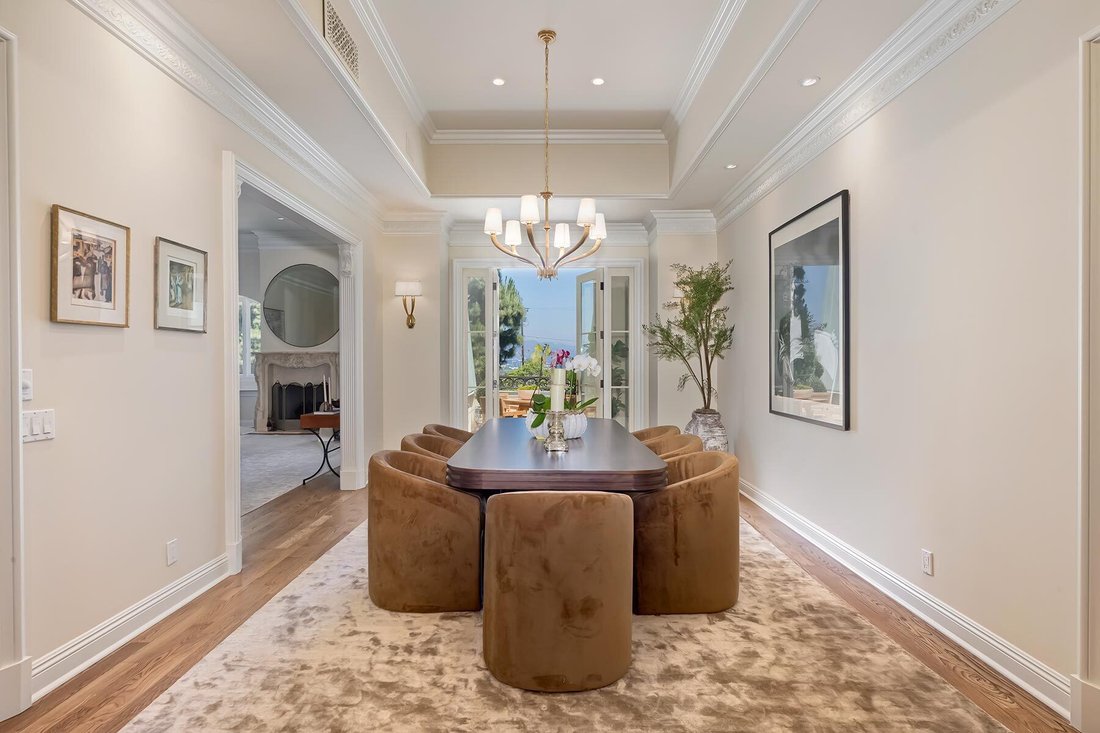 Condo in Los Angeles, California, United States 5 - 18014575