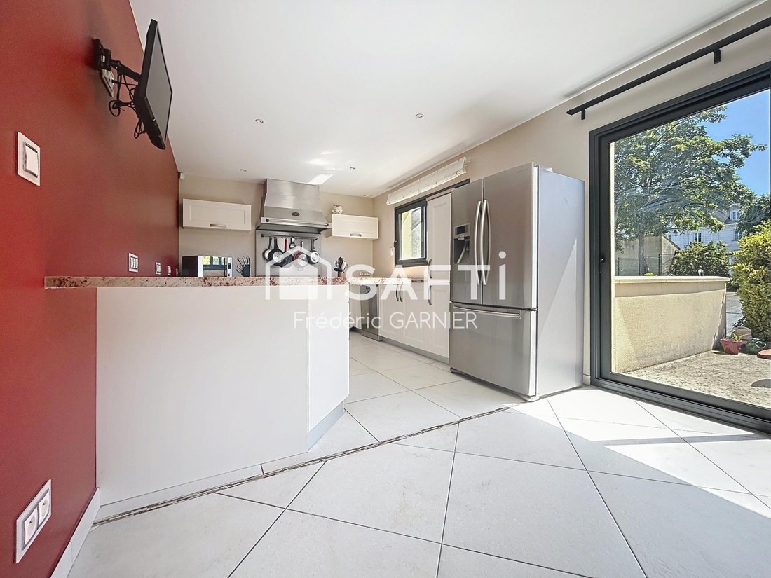 House in Ferolles-Attilly, Ile-de-France, France 4 - 18015356