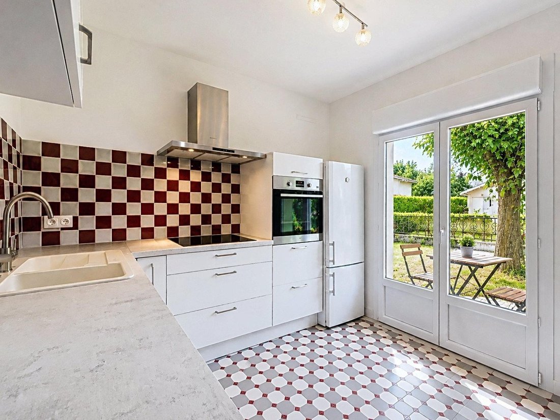 House in France-L'Alouette-Jean Bart, Pessac, France 2 - 18015412