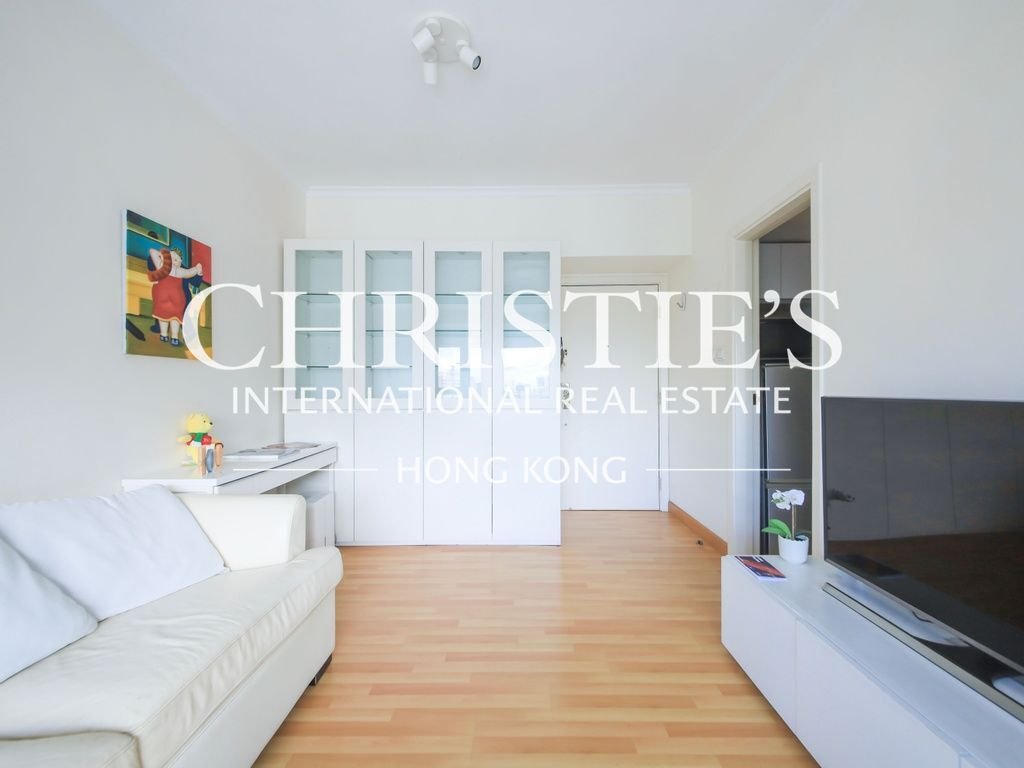 Apartment in Hong Kong, Hong Kong 4 - 18015055