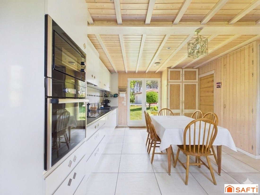 House in Mios, Nouvelle-Aquitaine, France 3 - 18015351