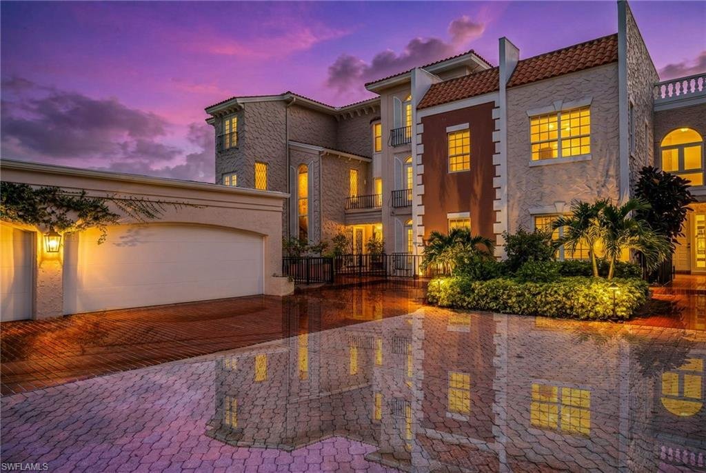 Condo in Naples, Florida, United States 1 - 17927093