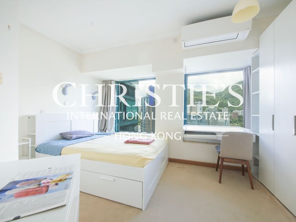 Apartment in Hong Kong, Hong Kong 5 - 18015055
