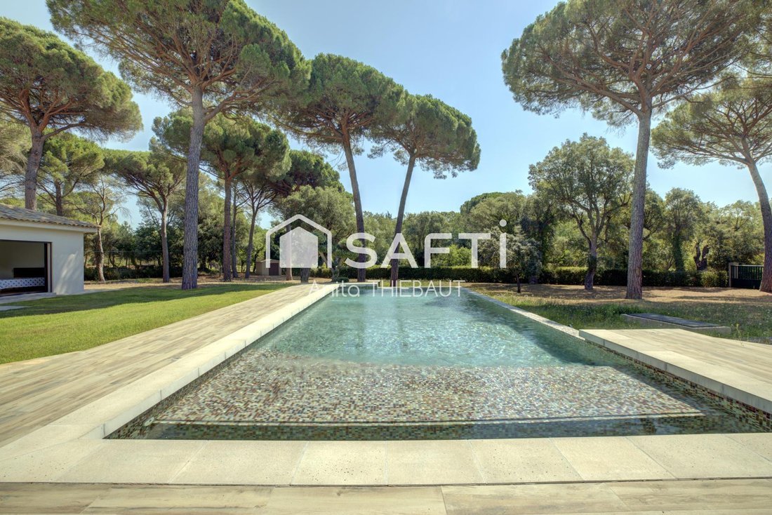 House in Ecarts, Roquebrune-sur-Argens, France 1 - 17843129