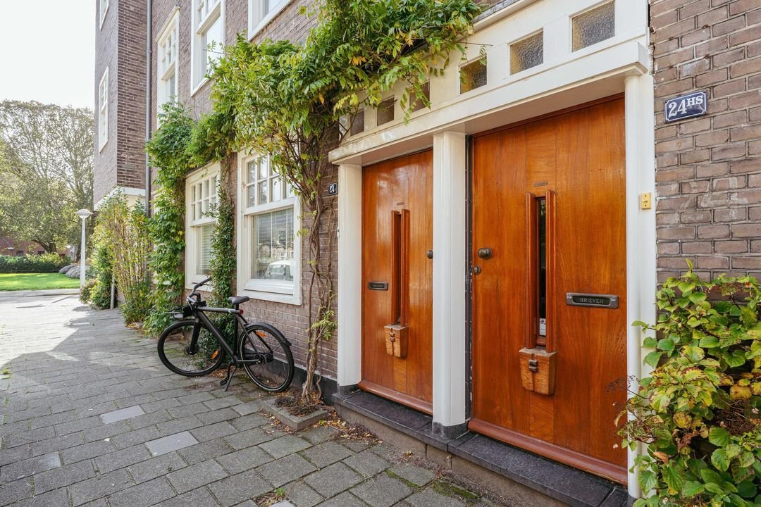 Apartment in Apollobuurt, North Holland, Netherlands 2 - 18014856