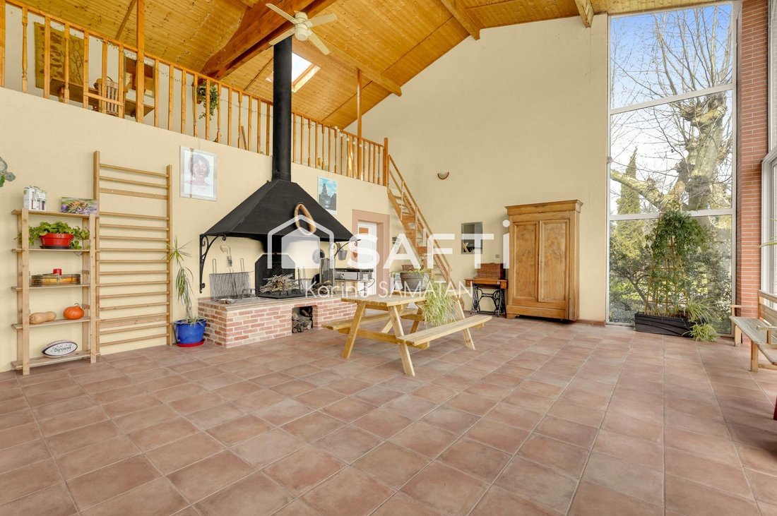 House in Pechbonnieu, Occitania, France 4 - 17452685