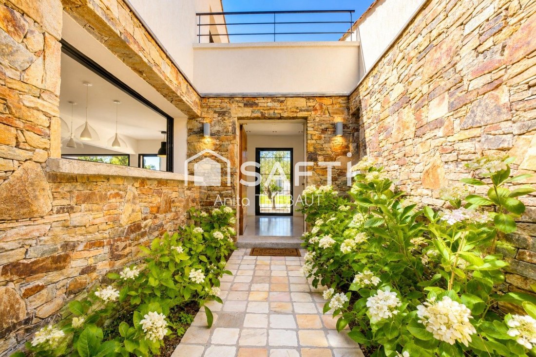 House in Ecarts, Roquebrune-sur-Argens, France 4 - 17843129
