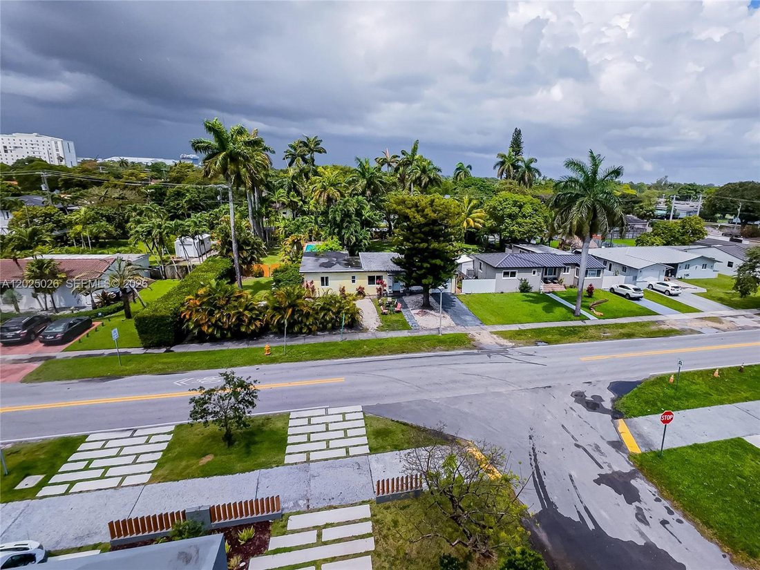 House in Miami Springs, Florida, United States 1 - 18014541