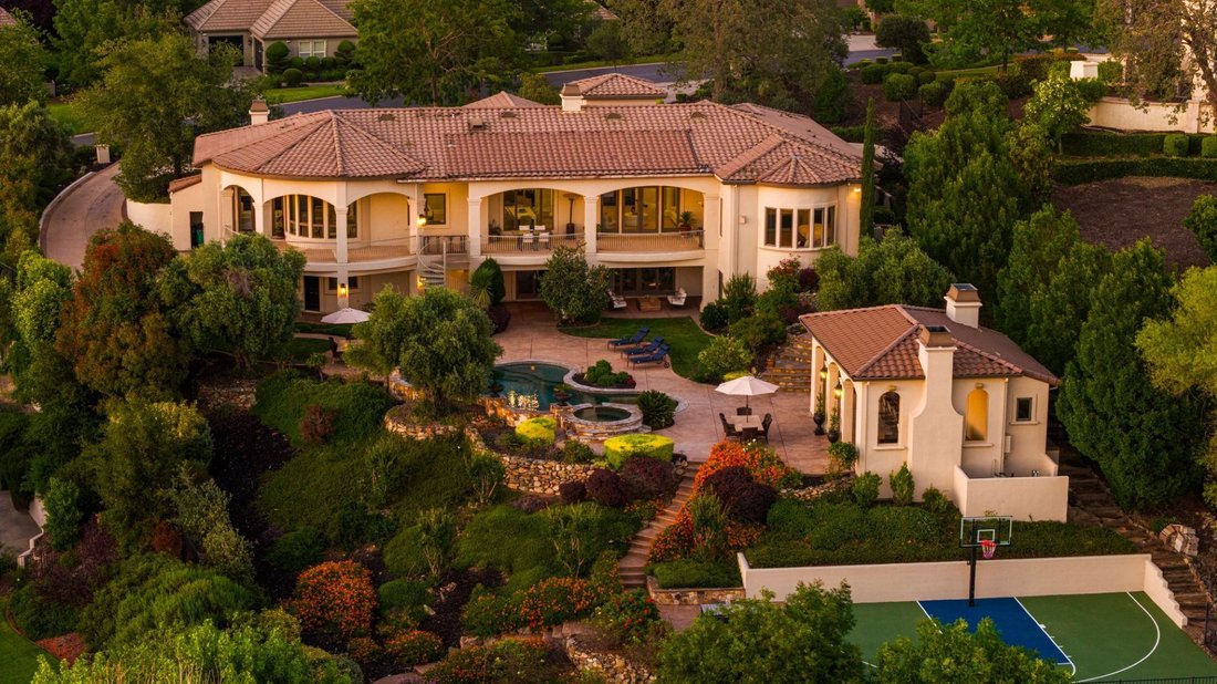 Autres à El Dorado Hills, Californie, États-Unis 1 - 18014816