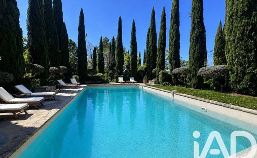 House in Sainte-Cécile-les-Vignes, Provence-Alpes-Côte d'Azur, France 1