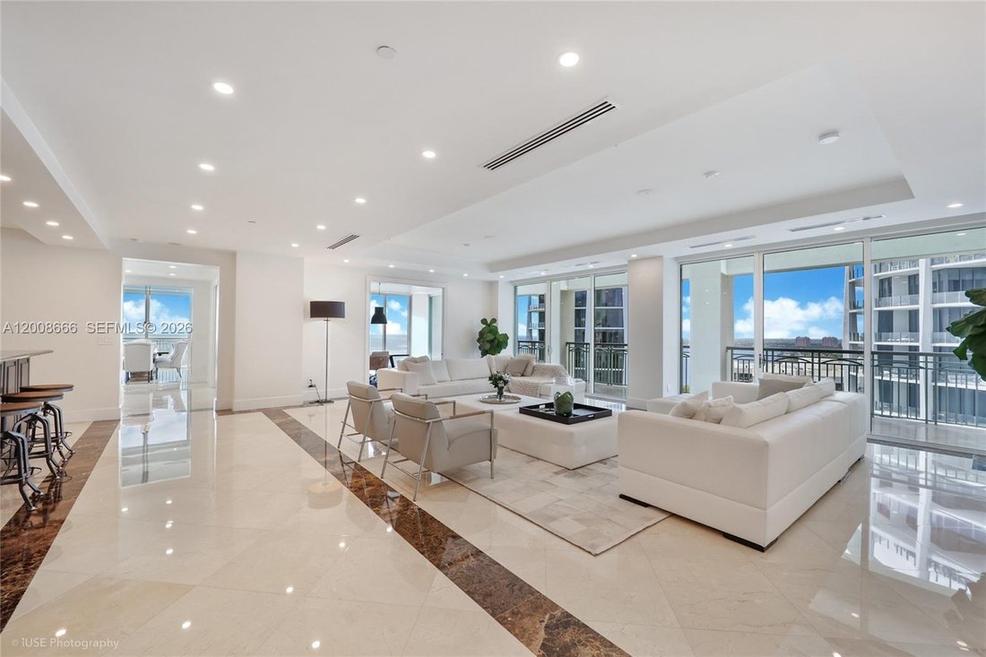Condo in Miami, Florida, United States 3 - 17777670