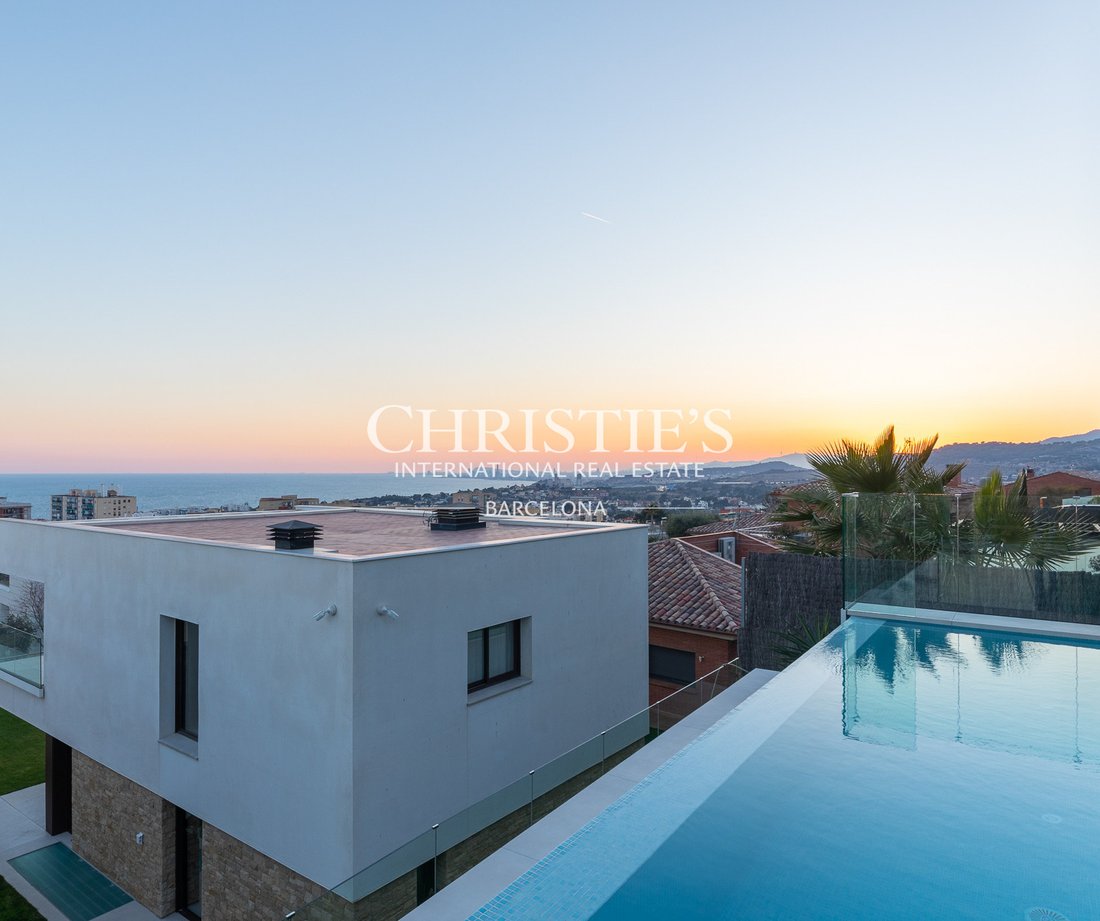 Villa in Teia, Catalonia, Spain 3 - 18014712