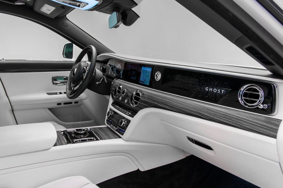 Sedan in Miami, FL, United States 3 - 18014750
