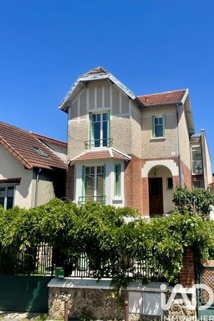 House in Chantiers-Prochefontaine, Versailles, France 2 - 17420229