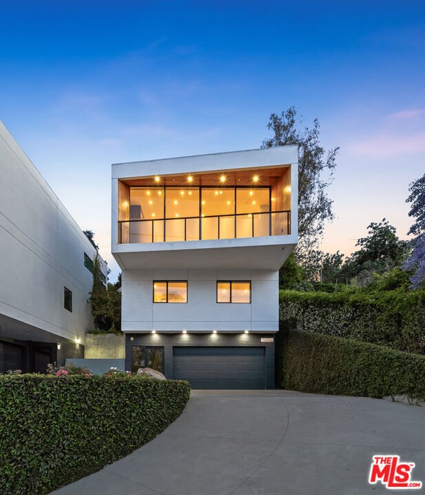 House in Los Angeles, California, United States 1 - 18014697
