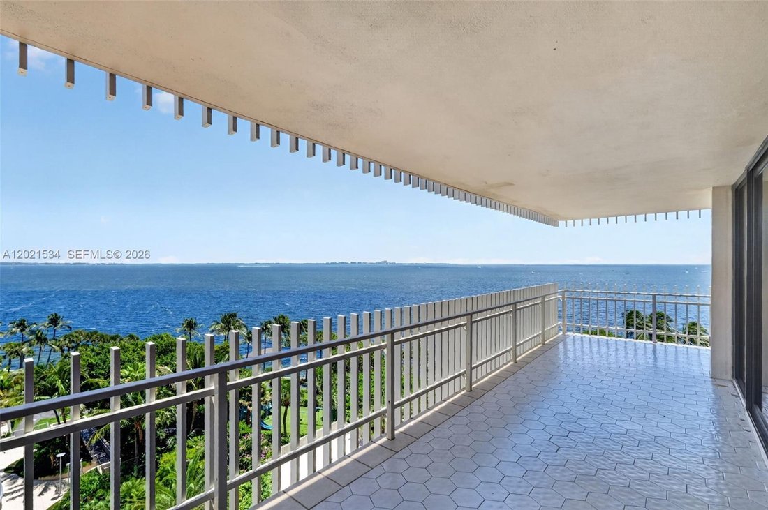 Condo in Miami, Florida, United States 5 - 18014449