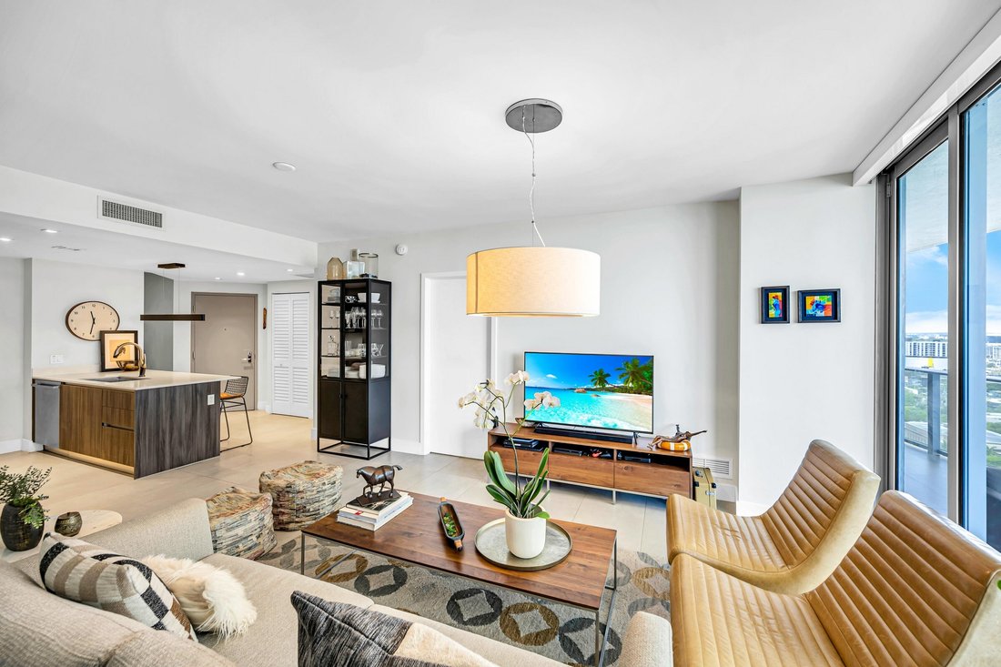 Condo in Miami, Florida, United States 5 - 18015338