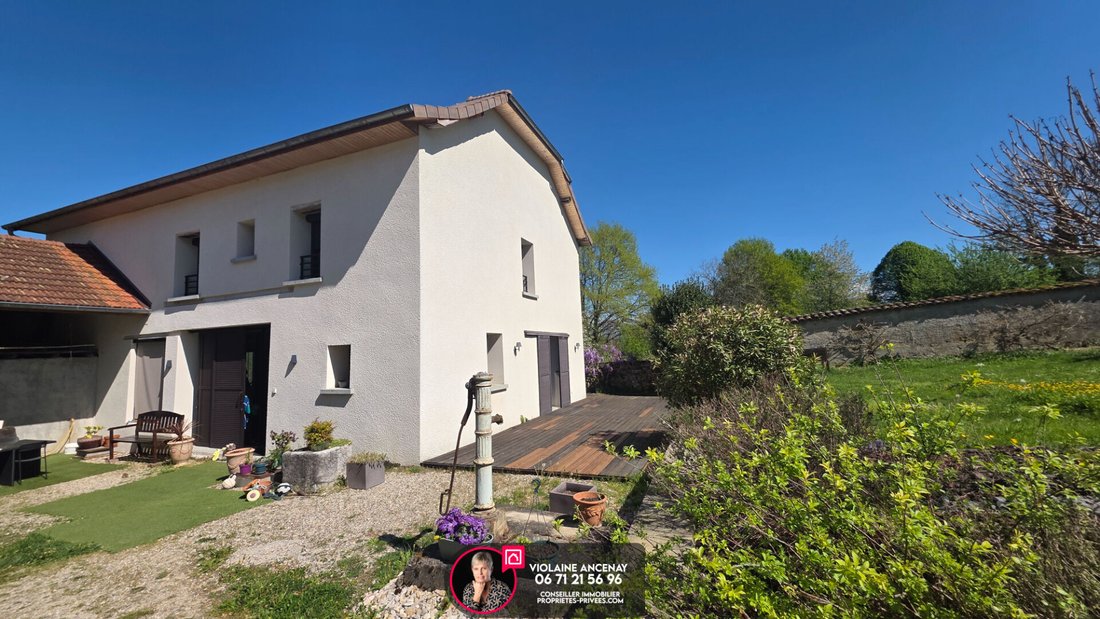 Villa in Le Pont-de-Beauvoisin, Auvergne-Rhône-Alpes, France 1 - 18015023