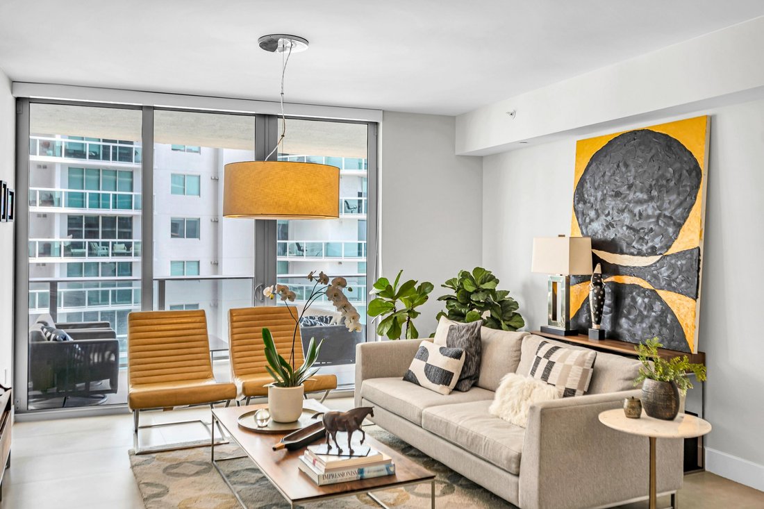 Condo in Miami, Florida, United States 1 - 18015338
