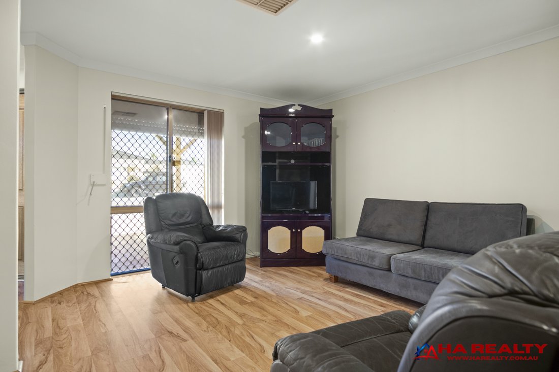 House in Marangaroo, Western Australia, Australia 4 - 18015189