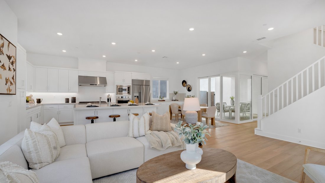 Condo in Irvine, California, United States 2 - 18015345