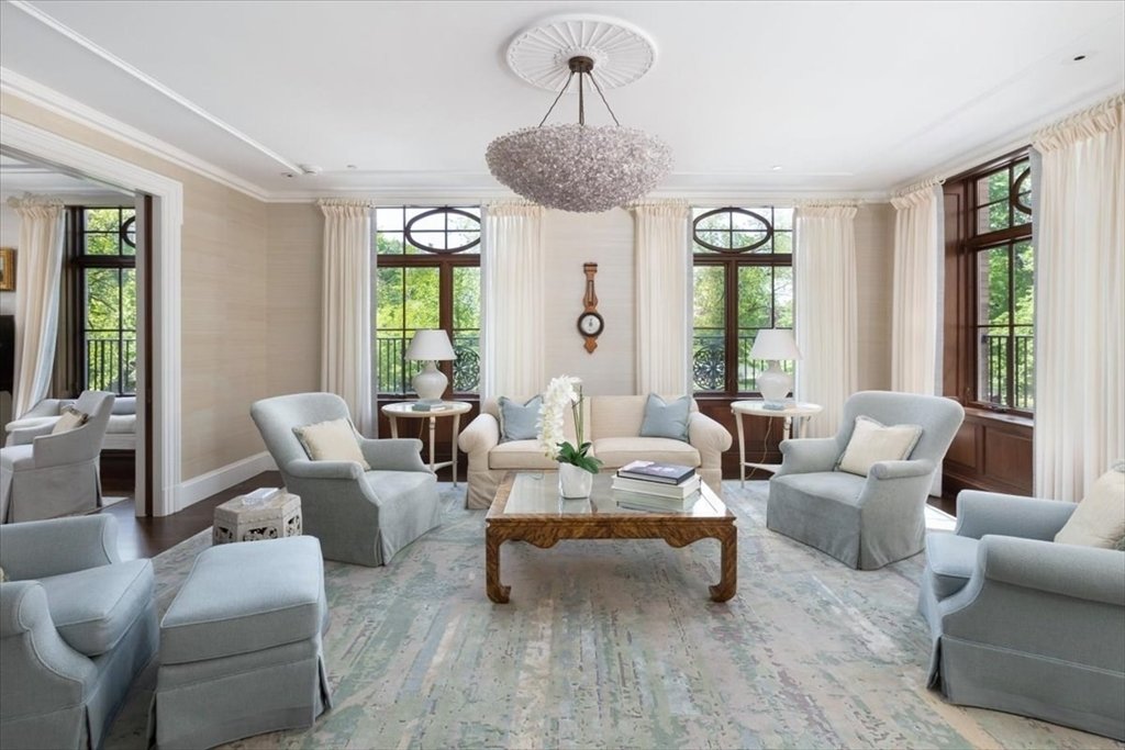 Condo in Boston, Massachusetts, United States 1 - 17444800