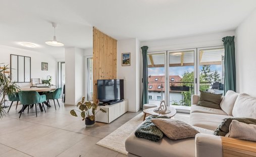 Apartment in Le Vaud, Vaud, Switzerland 1