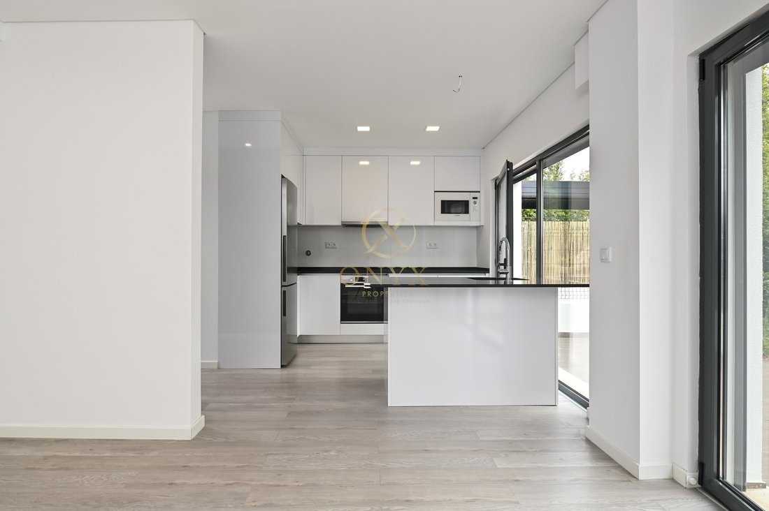 Townhouse in Carcavelos e Parede, Lisbon, Portugal 5 - 18015130