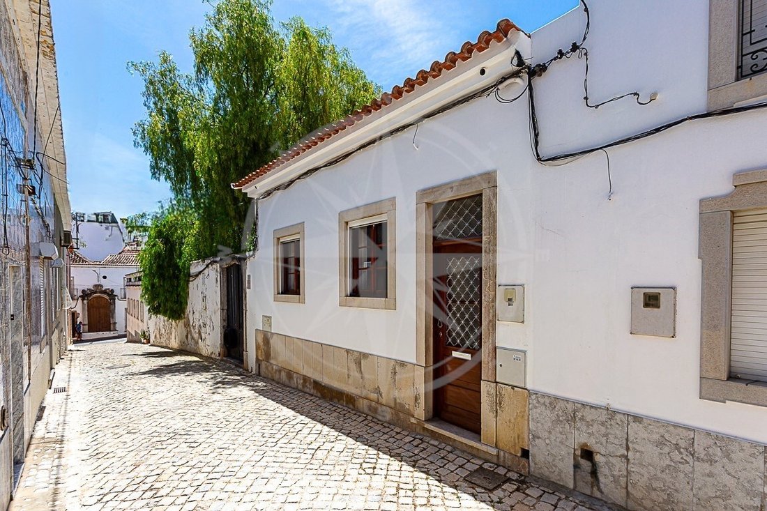 Townhouse in Tavira (Santa Maria e Santiago), Algarve, Portugal 1 - 18015141