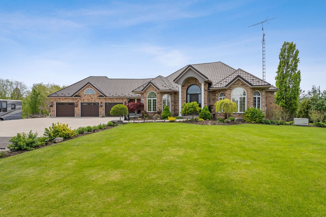 Estate in Wainfleet, Ontario, Canada 3 - 18015364