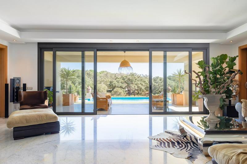 Villa in Sotogrande, San Roque, Andalusia 1 - 18015386