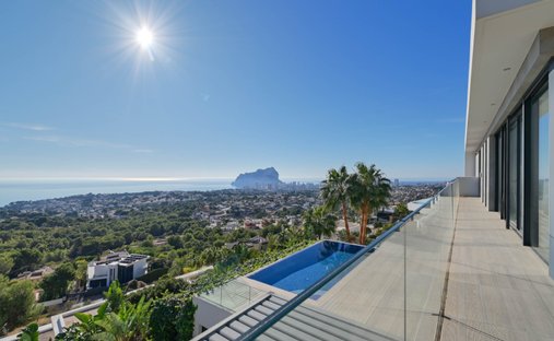 Villa in Benissa, Valencian Community, Spain 1