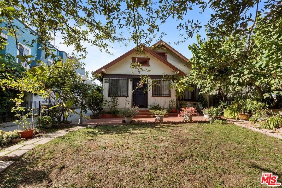 House in Los Angeles, California, United States 1 - 18014658