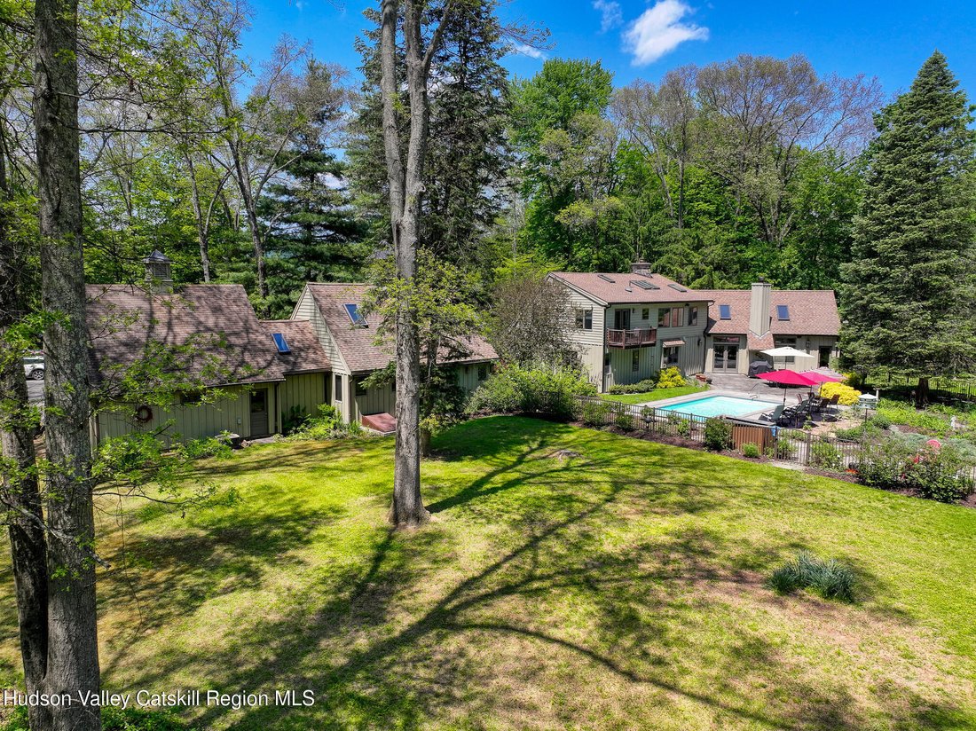 House in New Paltz, New York, United States 4 - 18015748