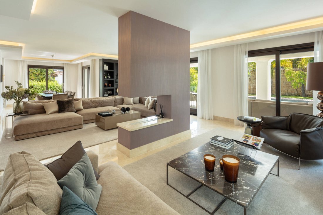 Villa in Nueva Andalucia, Marbella, Spain 5 - 12019440