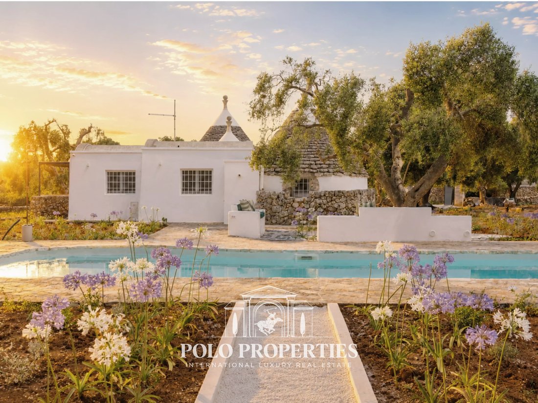 House in Paretone - Zone I - Village of the Child, Martina Franca, Apulia 1 - 15666244