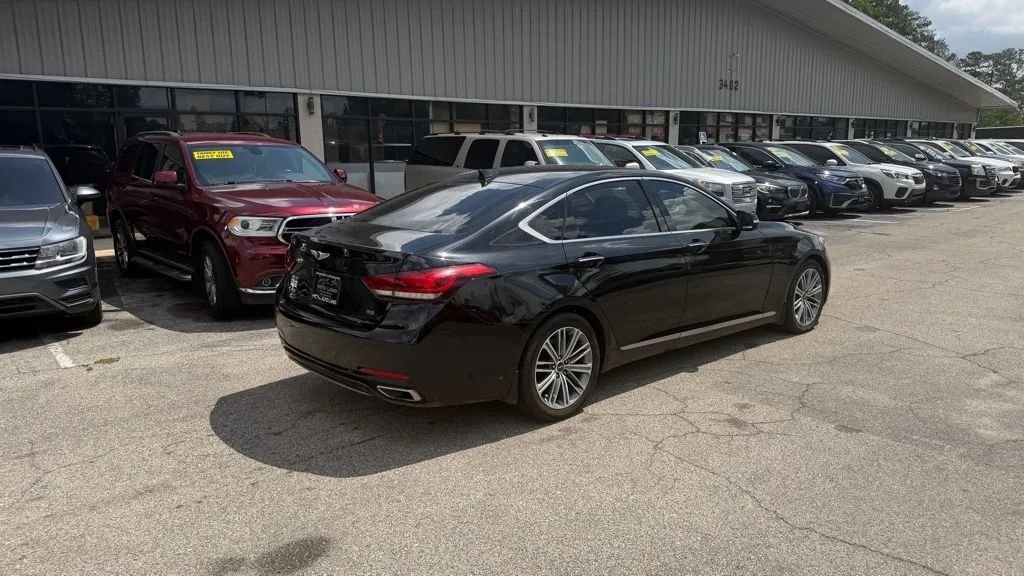 Sedan in Tallahassee, FL, United States 5 - 18017922