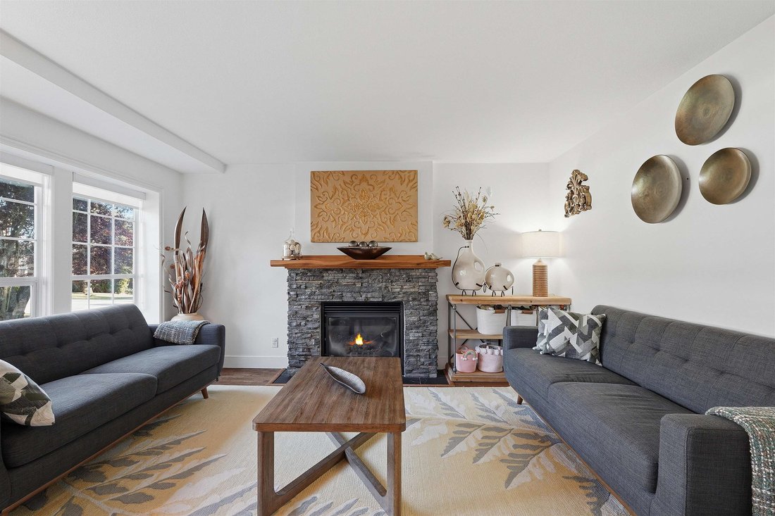 House in Surrey, British Columbia, Canada 5 - 18020507