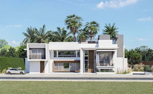Villa in Guadalmina Baja, San Pedro de Alcantara, Spain 1