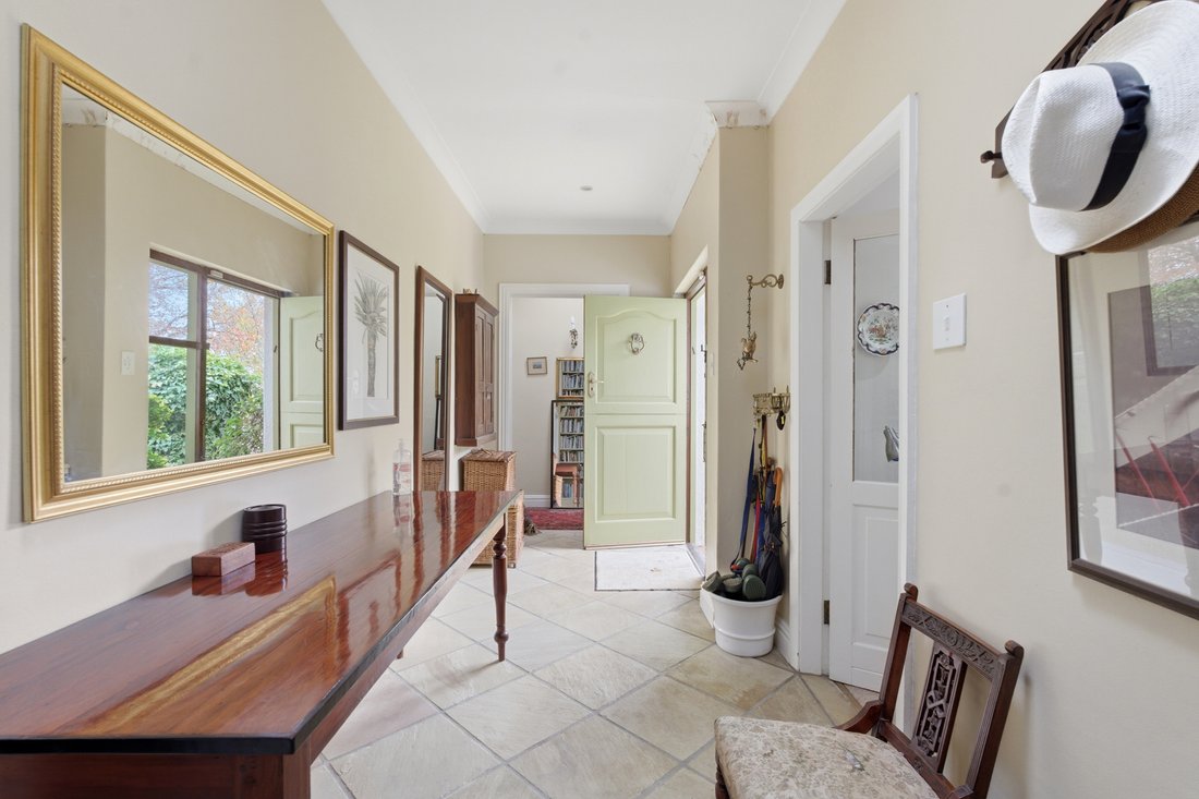 House in Cape Town, Western Cape, South Africa 4 - 18020571