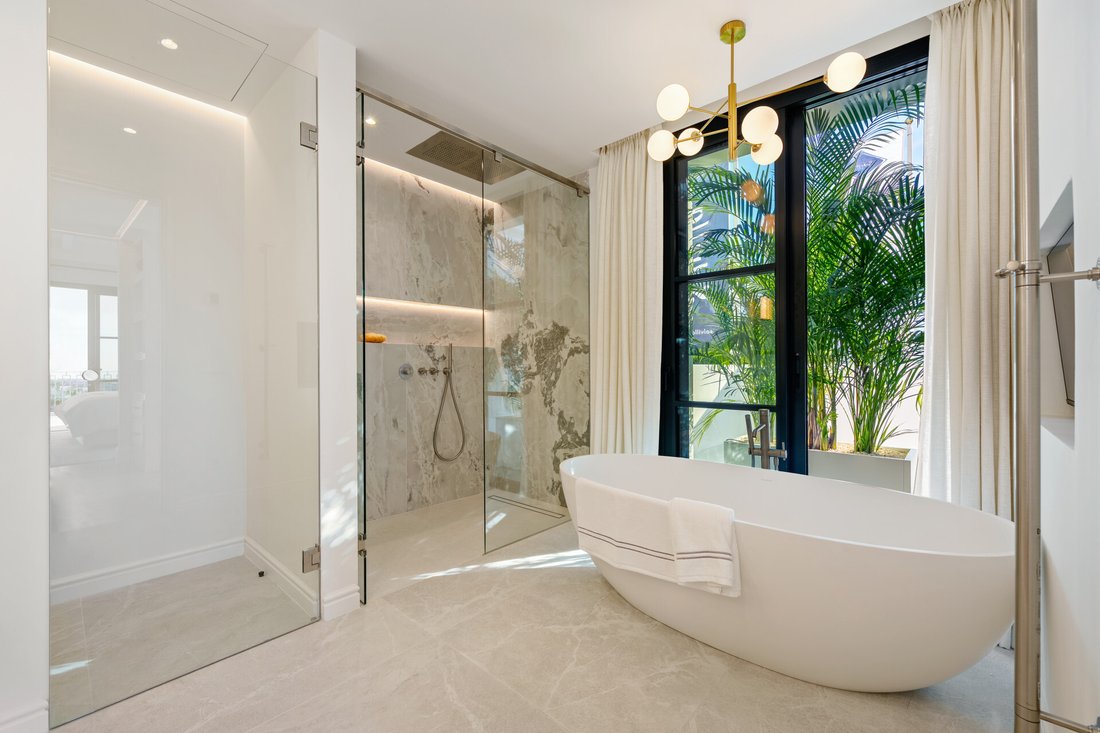 Villa in La Quinta, Benahavis, Andalusia 4 - 16729495