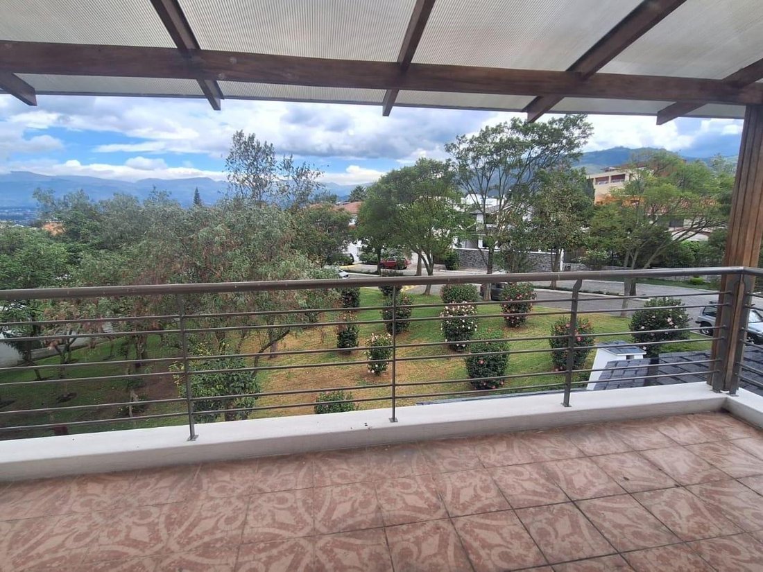 House in Quito, Pichincha, Ecuador 3 - 18016751