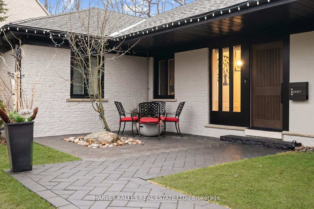 House in Toronto, Ontario, Canada 2 - 18021742