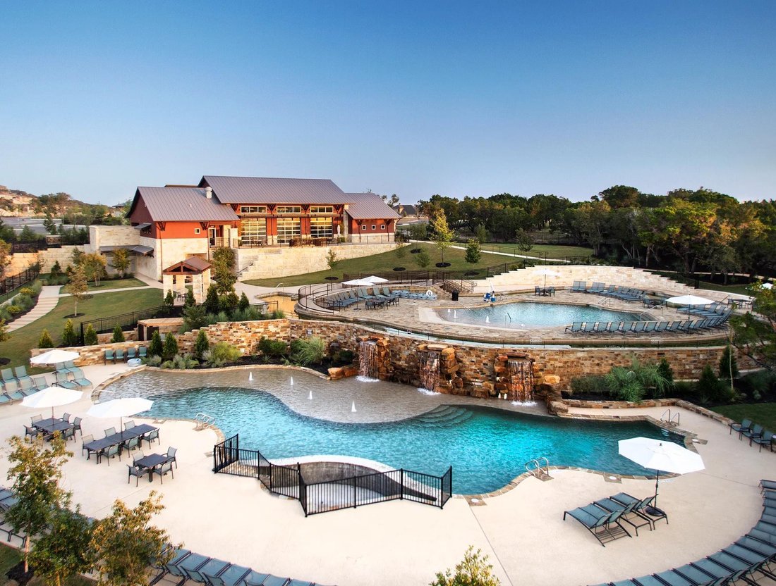 House in The Hills, Texas, United States 5 - 18019085