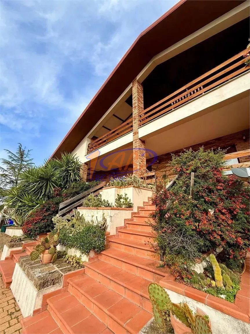 Villa in Lanciano, Abruzzo, Italy 3 - 18017152