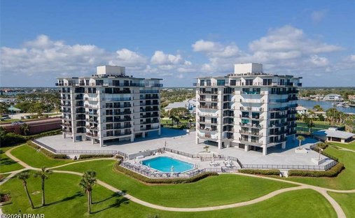 Condo in New Smyrna Beach, Florida, United States 1