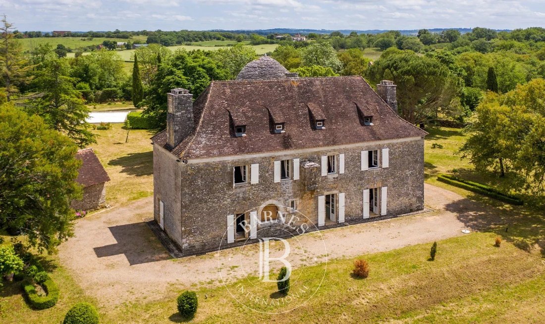 Estate in Rocamadour, Occitania, France 2 - 18020646